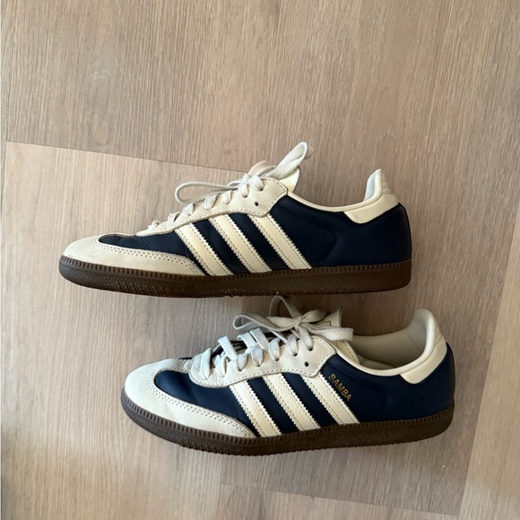 Adidas Samba Navy and White Shoes - Picture 3 of 5